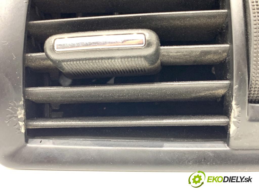 OPEL INSIGNIA A liftback 2009 103 kW 1.8 (68) 1796 mří topení zadní část 13274338