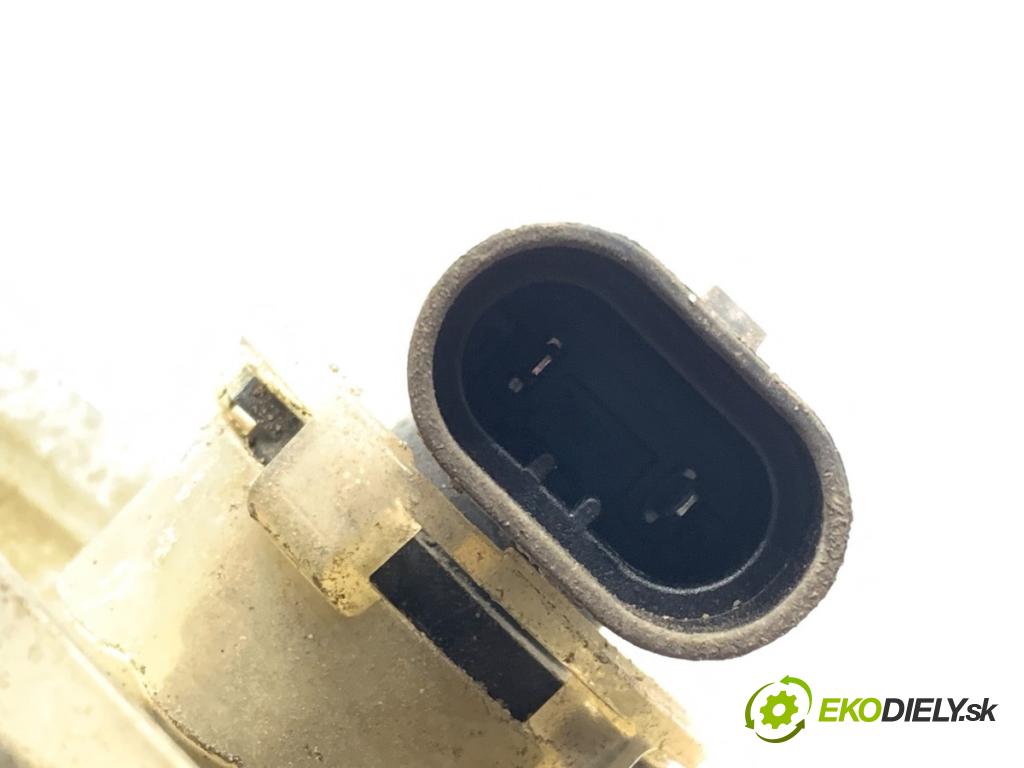 OPEL INSIGNIA A liftback 2009 103 kW 1.8 (68) 1796 hmlové svetlo, hmlovka pravý přední část 13226829