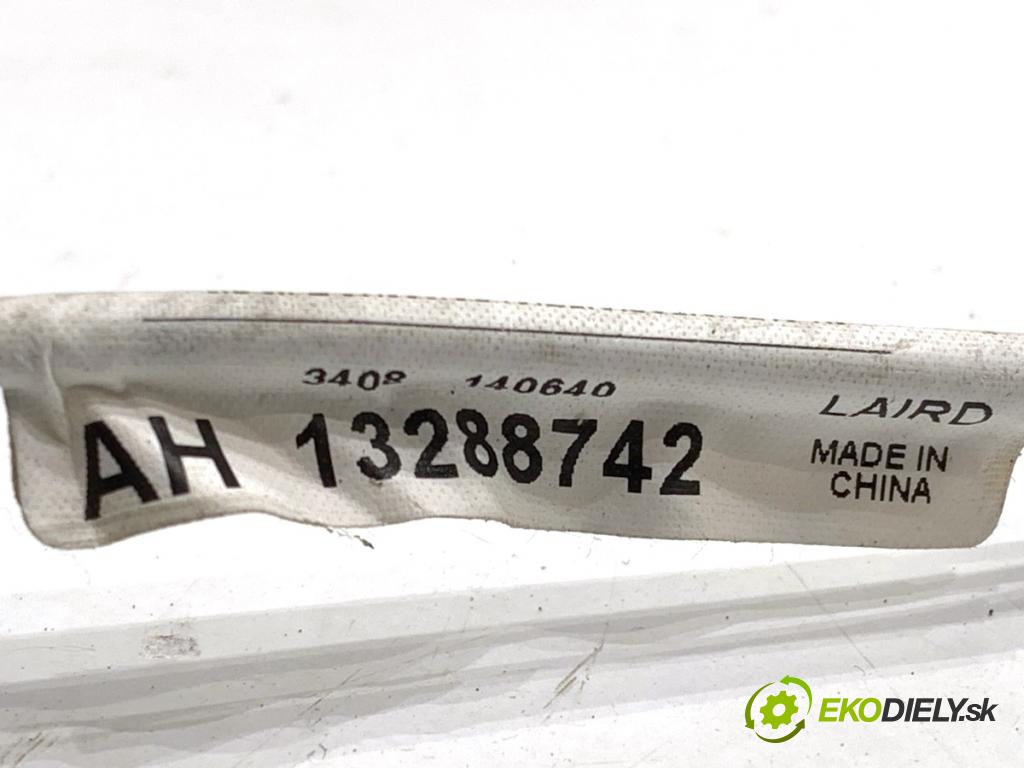 OPEL INSIGNIA A liftback 2009 103 kW 1.8 (68) 1796 ANTENA 13288742