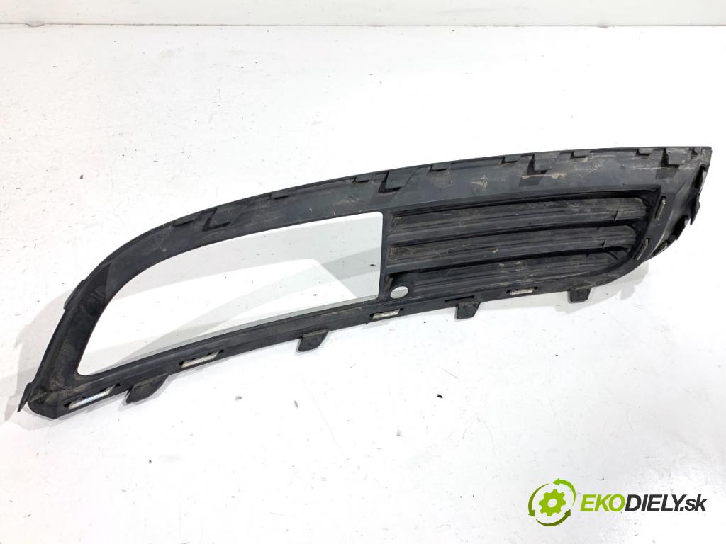 OPEL INSIGNIA A liftback 2009 103 kW 1.8 (68) 1796 Mriežky nárazníka ľavy predný 13238370