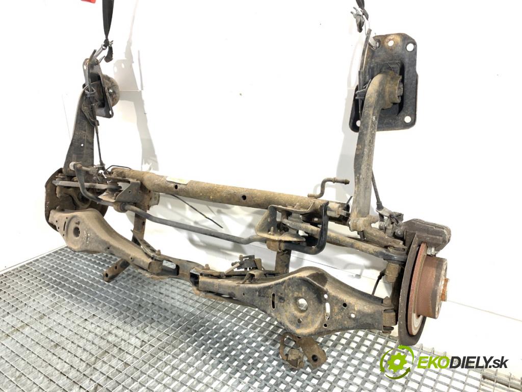 VW GOLF V liftback 2006 103 kW 2.0 TDI 1968 Výstuha zad