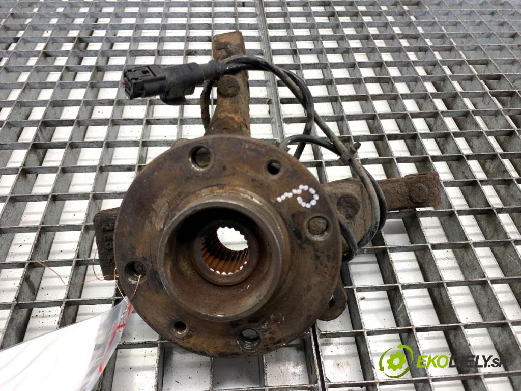 NISSAN NOTE E11 nadwozie wielkoprzestrzenne (MPV) 2007 81 kW 1.6 1598 náboj pravy predný 