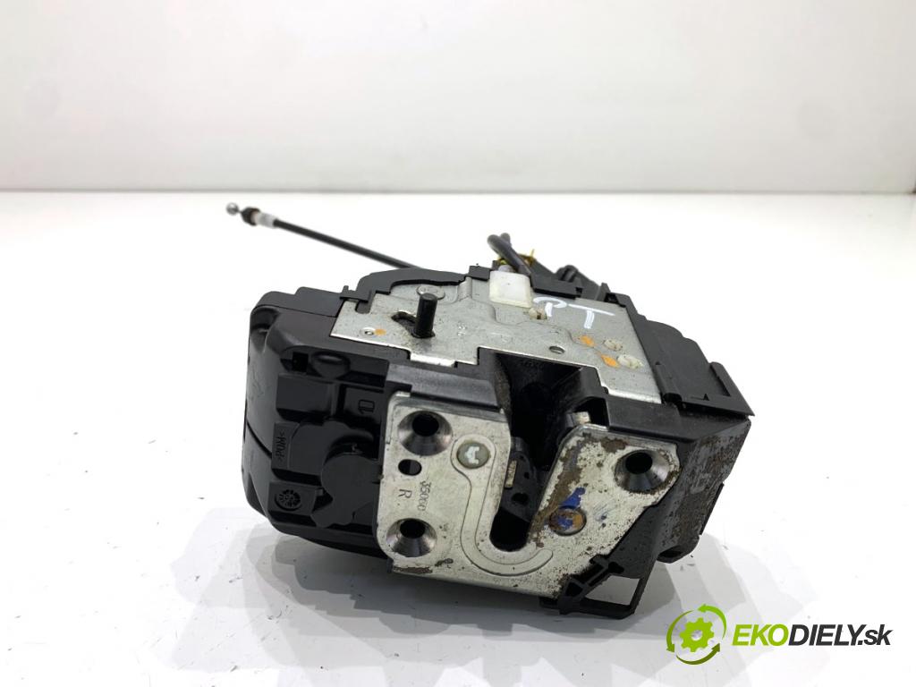 NISSAN NOTE E11 nadwozie wielkoprzestrzenne (MPV) 2007 81 kW 1.6 1598 zámok Dvere pravy zad 