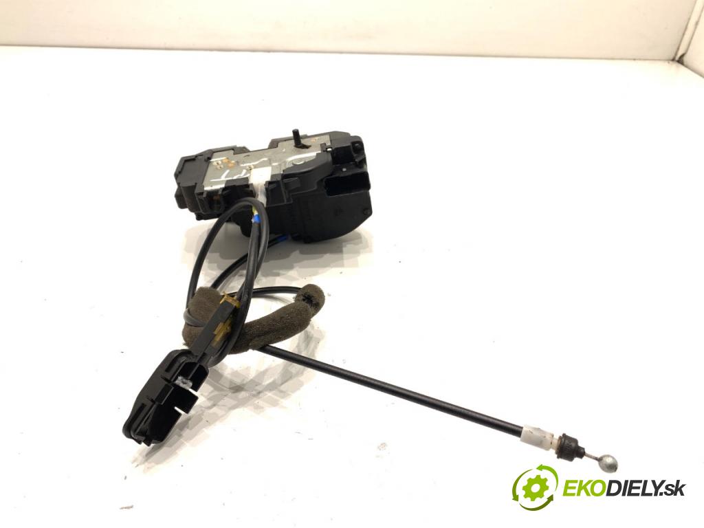 NISSAN NOTE E11 nadwozie wielkoprzestrzenne (MPV) 2007 81 kW 1.6 1598 zámok Dvere pravy zad