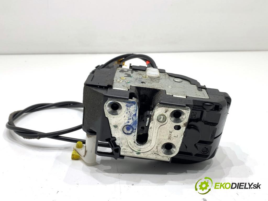 NISSAN NOTE E11 nadwozie wielkoprzestrzenne (MPV) 2007 81 kW 1.6 1598 zámok Dvere ľavy predný 