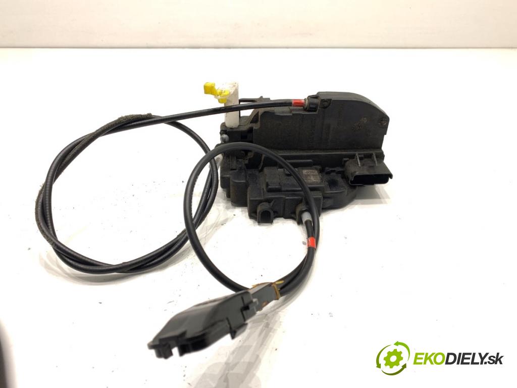 NISSAN NOTE E11 nadwozie wielkoprzestrzenne (MPV) 2007 81 kW 1.6 1598 zámok Dvere ľavy predný