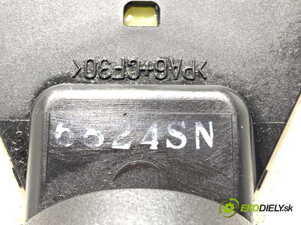NISSAN NOTE E11 nadwozie wielkoprzestrzenne (MPV) 2007 81 kW 1.6 1598 Prepínač smeroviek (Prepínacie páčky pod volantom)