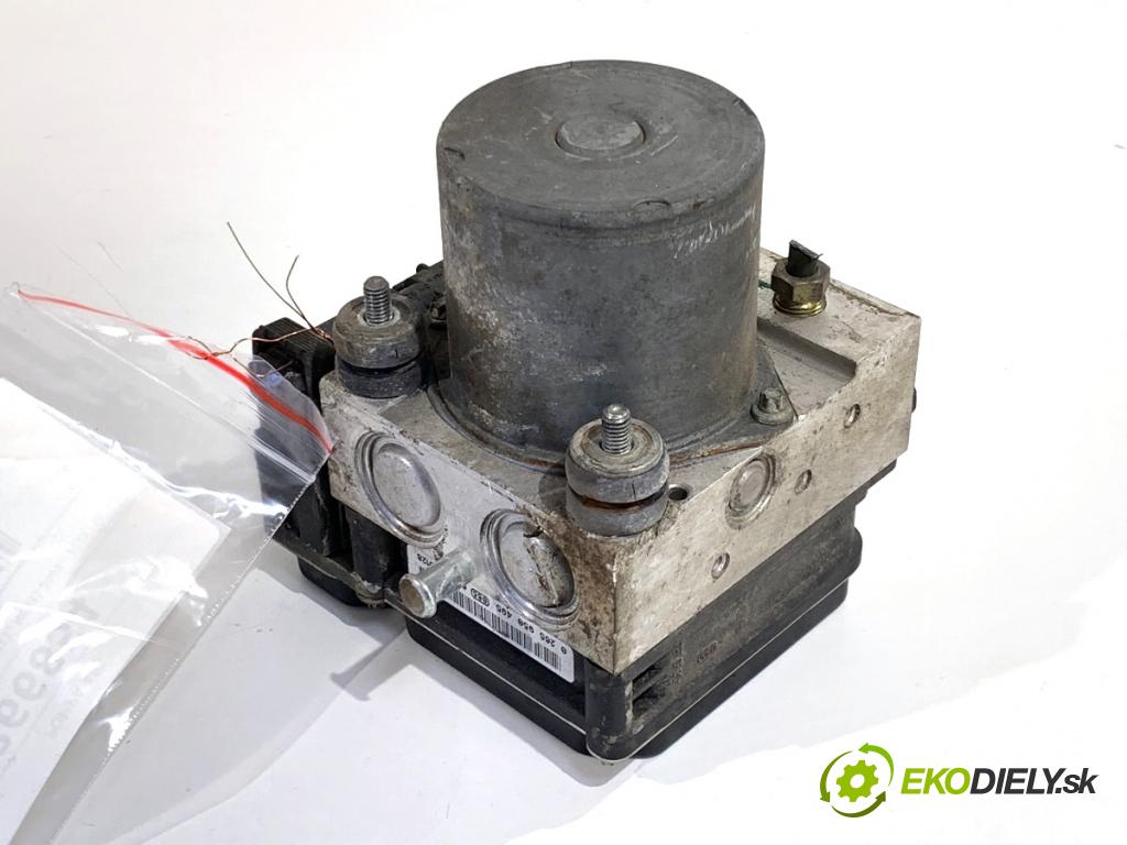 NISSAN NOTE E11 nadwozie wielkoprzestrzenne (MPV) 2007 81 kW 1.6 1598 Pumpa ABS 476609U000 (Pumpa ABS)