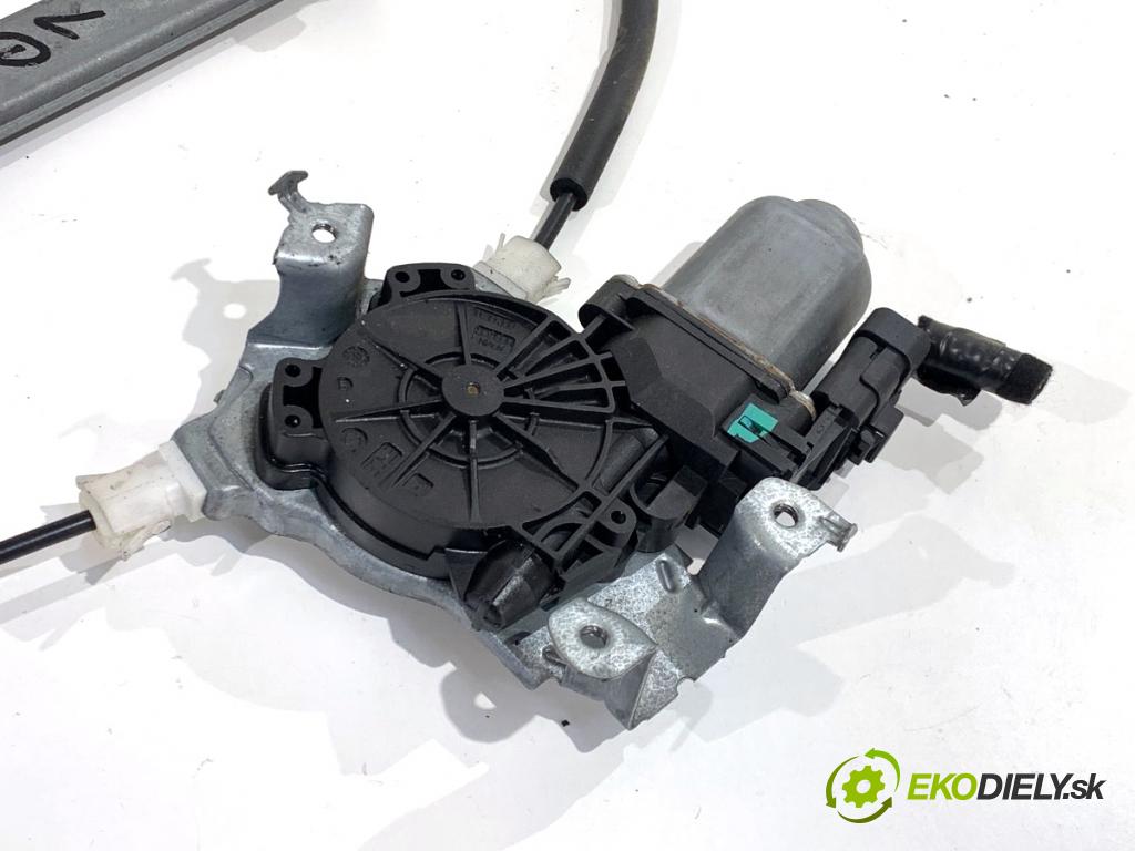 NISSAN NOTE E11 nadwozie wielkoprzestrzenne (MPV) 2007 81 kW 1.6 1598 Mechanizmus okna ľavy predný 400925B