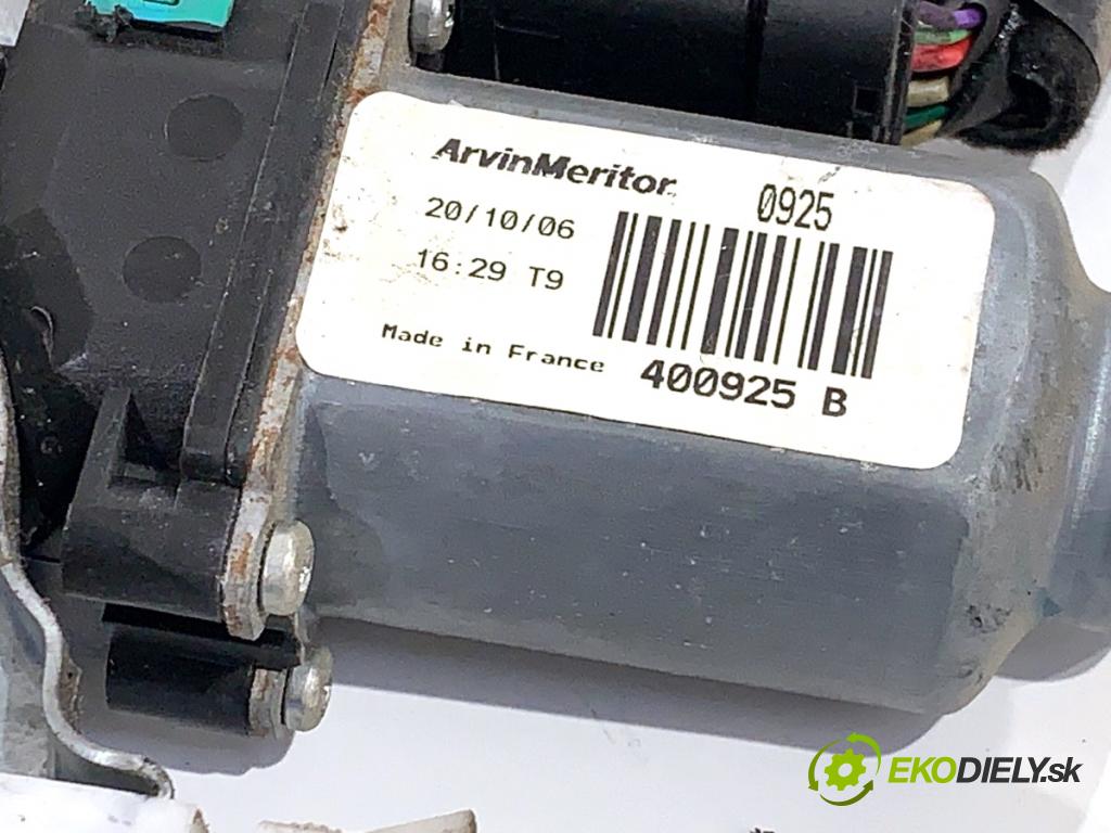 NISSAN NOTE E11 nadwozie wielkoprzestrzenne (MPV) 2007 81 kW 1.6 1598 Mechanizmus okna ľavy predný 400925B