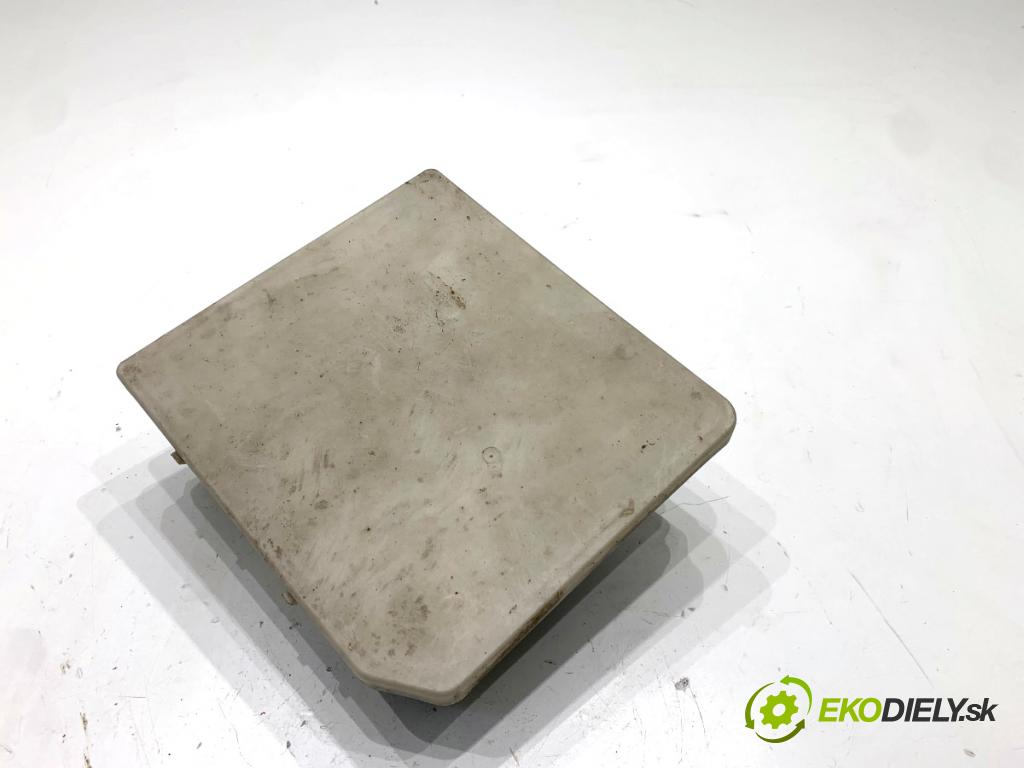 NISSAN NOTE E11 nadwozie wielkoprzestrzenne (MPV) 2007 81 kW 1.6 1598 Modul BSI 284B7AX61A (Poistková skrinka)