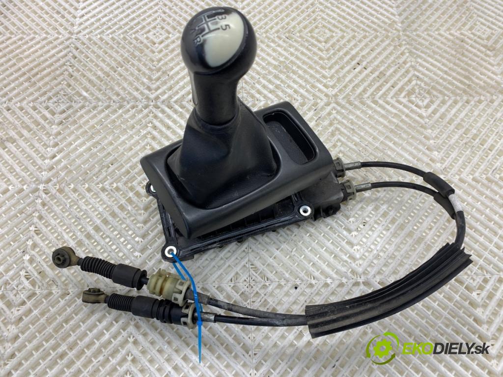 NISSAN NOTE E11 nadwozie wielkoprzestrzenne (MPV) 2007 81 kW 1.6 1598 kulisa  (Řadicí páka (kulisa) )