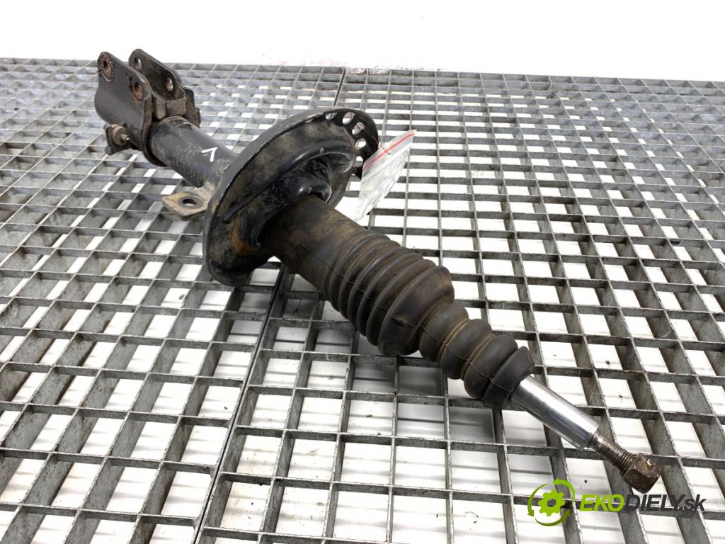 NISSAN NOTE E11 nadwozie wielkoprzestrzenne (MPV) 2007 81 kW 1.6 1598 tlumič levý přední část