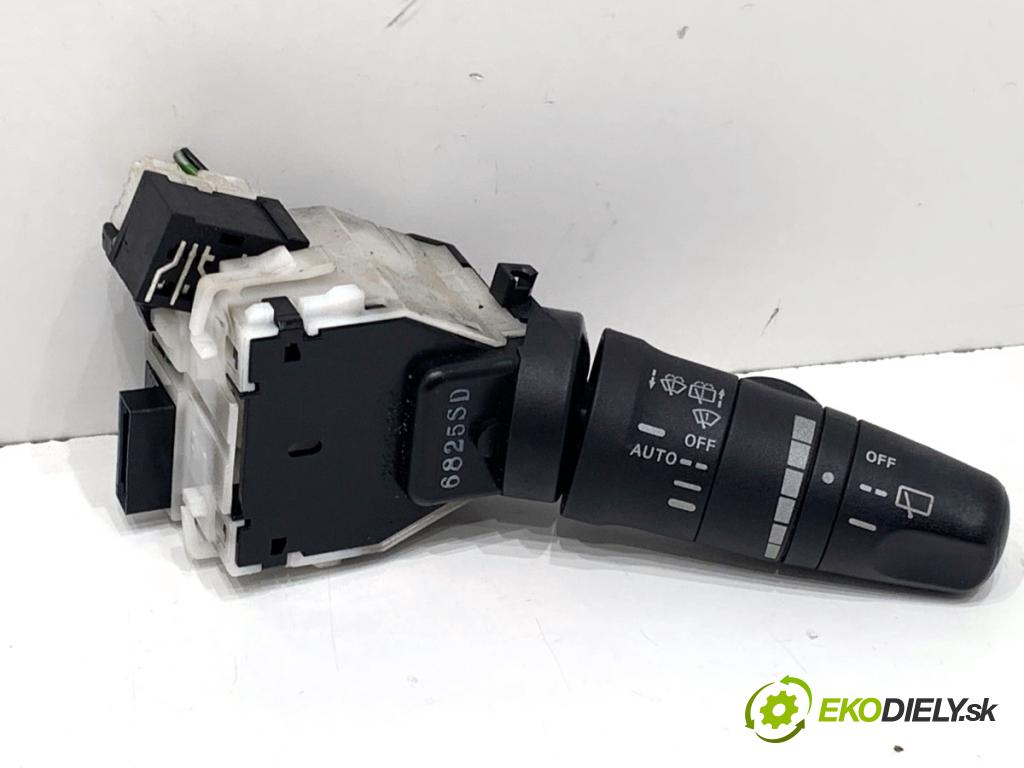 NISSAN NOTE E11 nadwozie wielkoprzestrzenne (MPV) 2007 81 kW 1.6 1598 Prepínač stieračov  (Prepínacie páčky pod volantom)