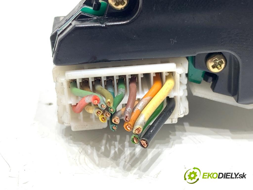 NISSAN NOTE E11 nadwozie wielkoprzestrzenne (MPV) 2007 81 kW 1.6 1598 Prepínač stieračov  (Prepínacie páčky pod volantom)