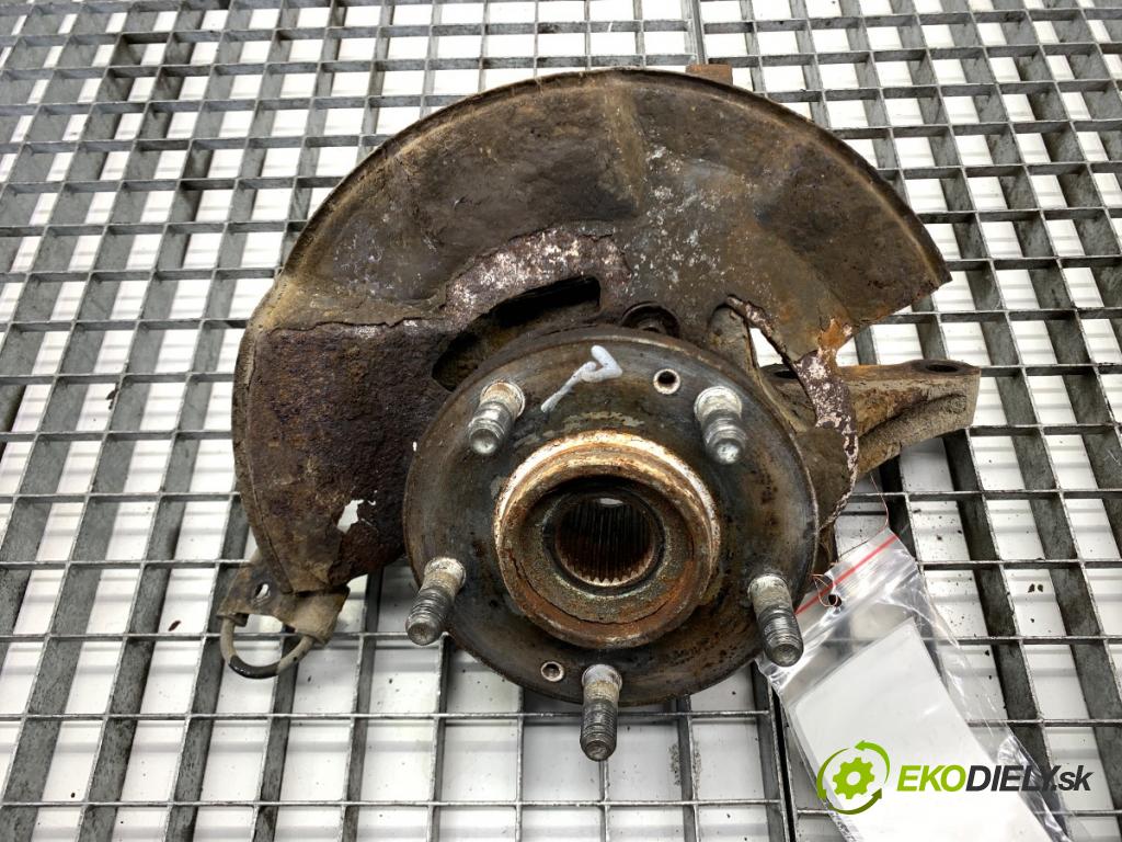 HYUNDAI TUCSON SUV 2007 100 kW 2.0 CRDi 1991 náboj pravy predný 