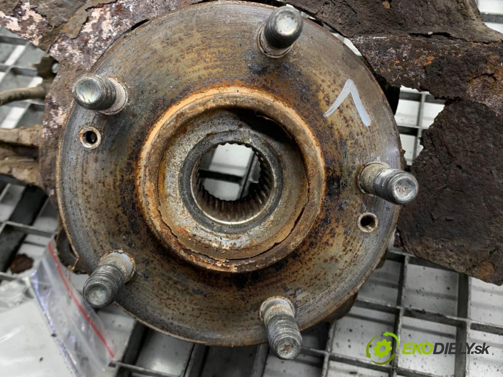 HYUNDAI TUCSON SUV 2007 100 kW 2.0 CRDi 1991 náboj ľavy predný