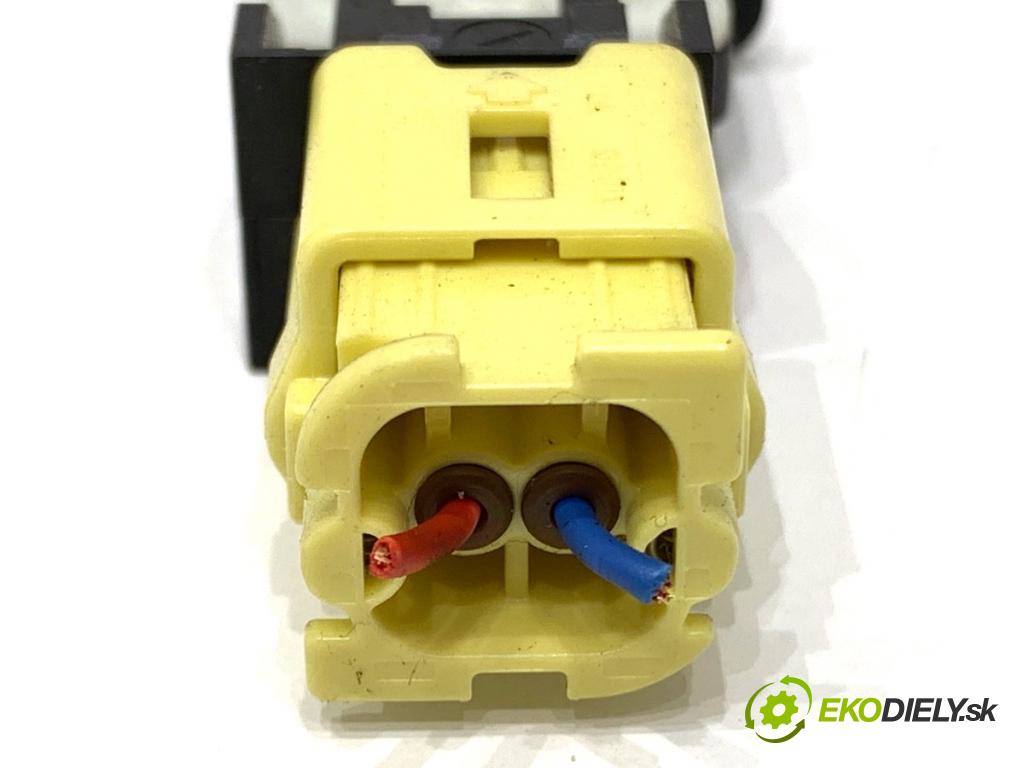 HYUNDAI TUCSON SUV 2007 100 kW 2.0 CRDi 1991 Snímač nárazu 95920-2E000 (Snímač nárazu)