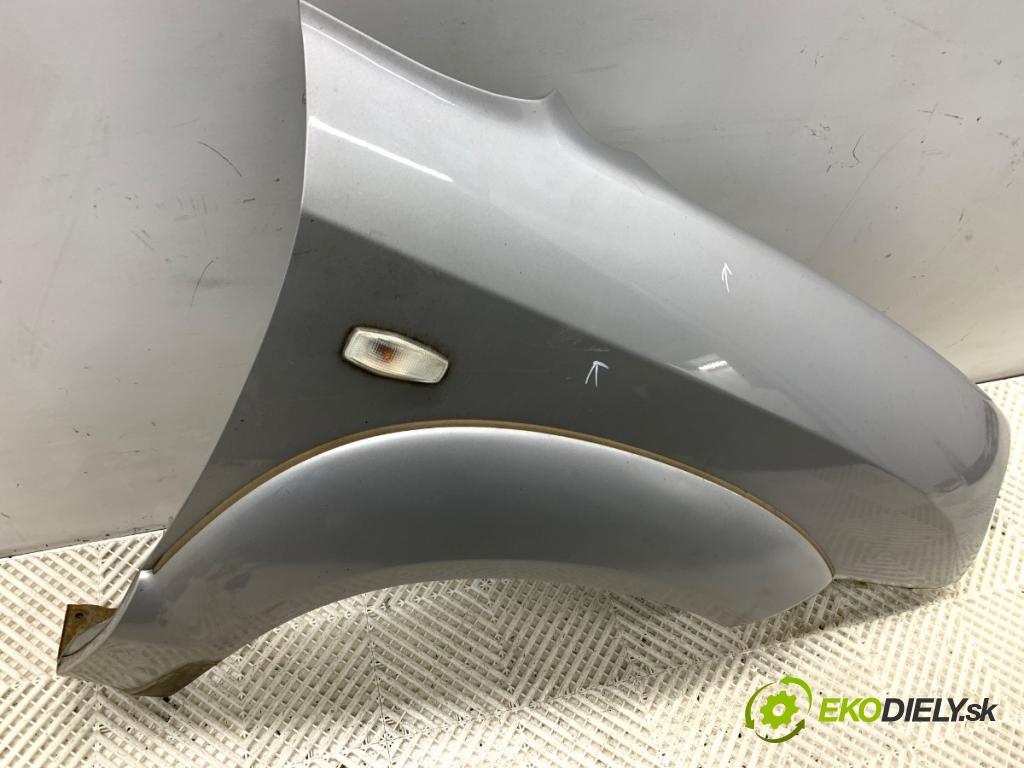 HYUNDAI TUCSON SUV 2007 100 kW 2.0 CRDi 1991 Blatník pravy predný