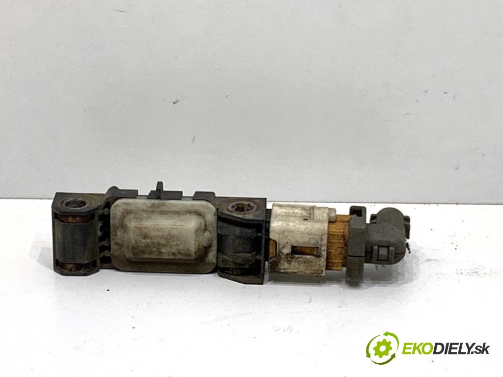 HYUNDAI TUCSON SUV 2007 100 kW 2.0 CRDi 1991 snímač nárazu 95930-2E000 (Snímač nárazu)