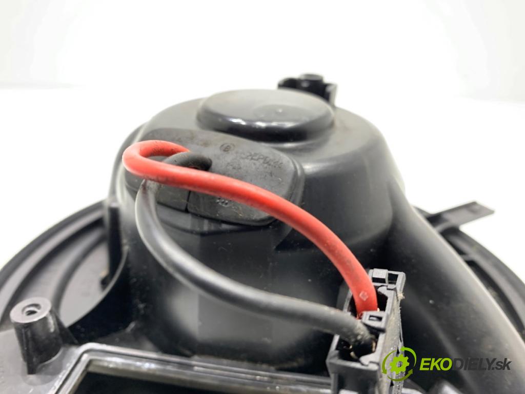 VW GOLF V liftback 2006 103 kW 2.0 TDI 1968 ventilátor kúrenia 1K1820015D