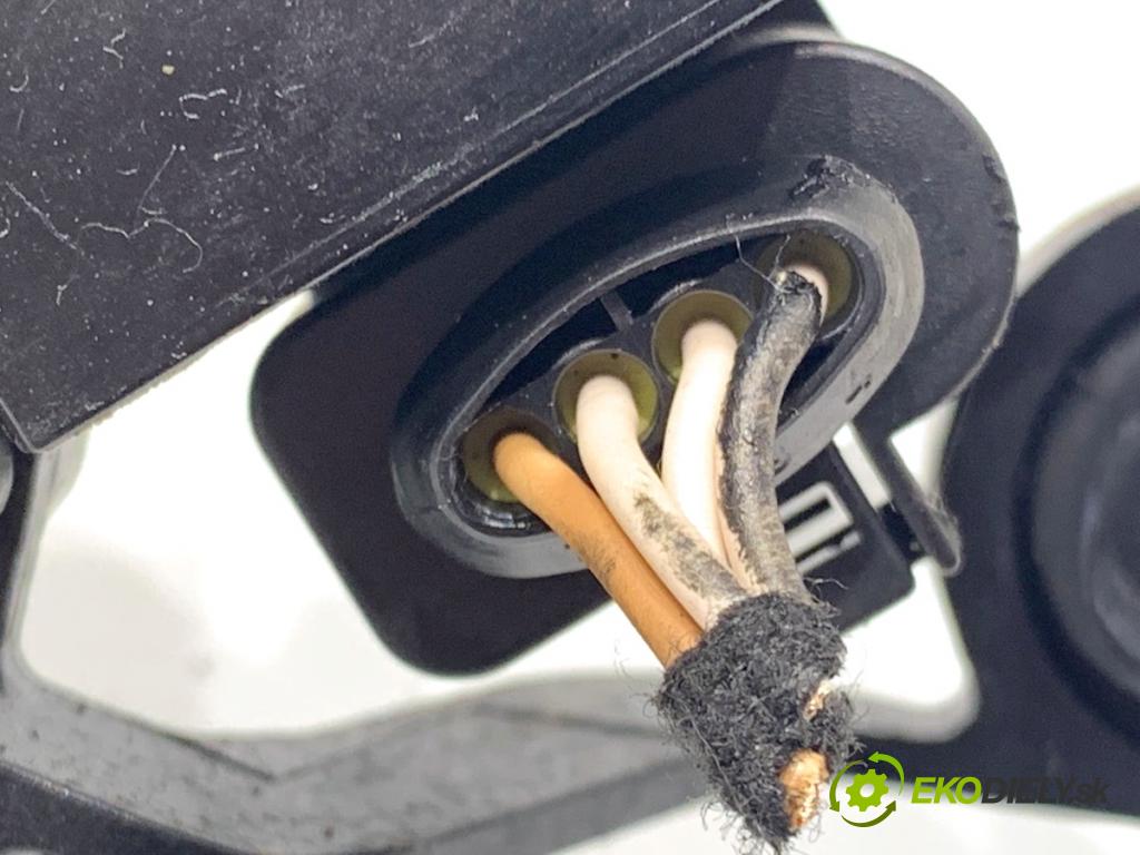 VW GOLF V liftback 2006 103 kW 2.0 TDI 1968 Motor stieračov zad 1K6955711B