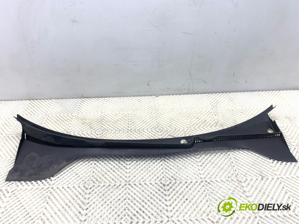 VW GOLF V liftback 2006 103 kW 2.0 TDI 1968 Torpédo, plast pod čelné okno 1K1819415B (Torpédo (plast pod čelným sklom))