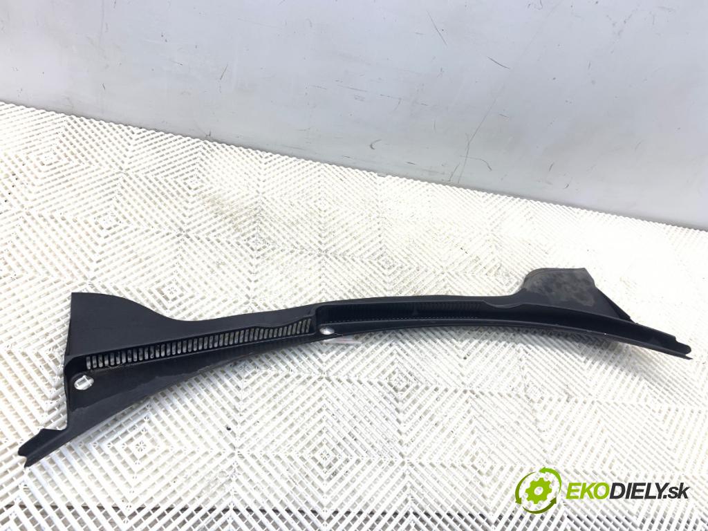 VW GOLF V liftback 2006 103 kW 2.0 TDI 1968 Torpédo, plast pod čelné okno 1K1819415B (Torpédo (plast pod čelným sklom))