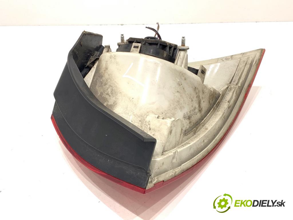 VW GOLF V liftback 2006 103 kW 2.0 TDI 1968 Svetlo ľavy zad 1K6945095N