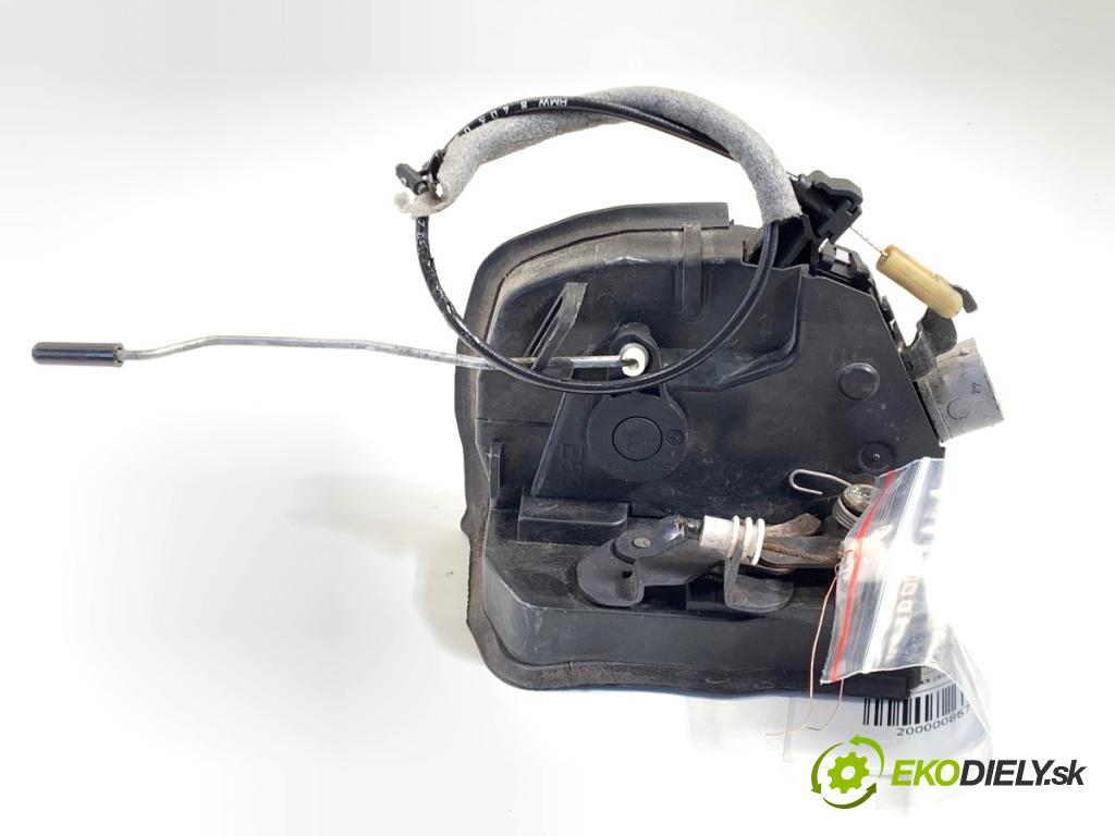 BMW E53 SUV 2001 170 kW 3.0 i 2979 zámok Dvere pravy predný 