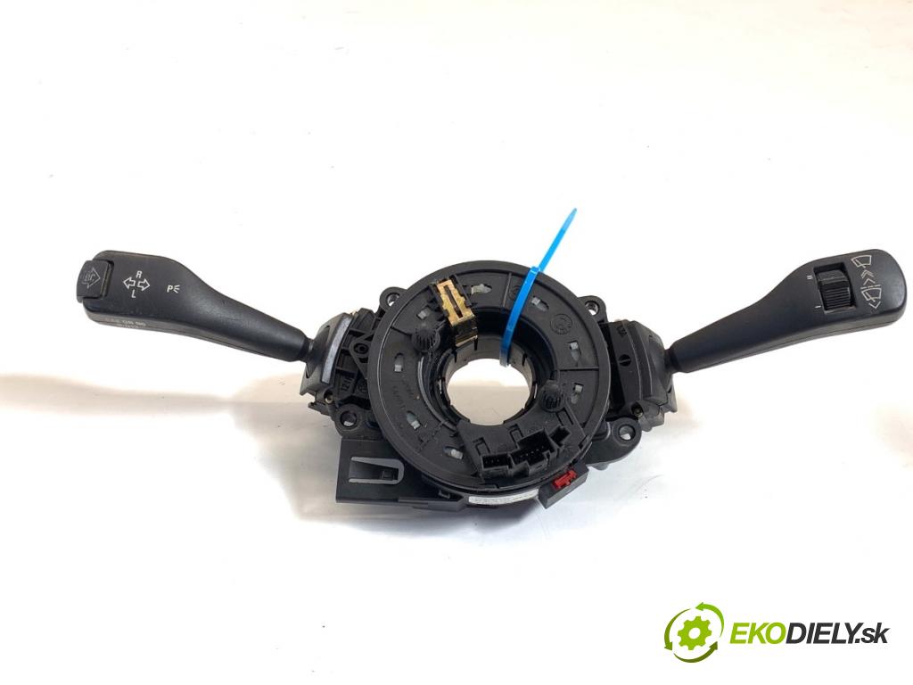 BMW E53 SUV 2001 170 kW 3.0 i 2979 přepínač kombinovaný 8377488 (Páčky pod volantem)