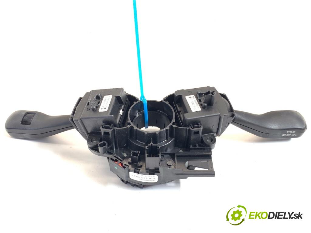 BMW E53 SUV 2001 170 kW 3.0 i 2979 Prepínač kombinovaný 8377488 (Prepínacie páčky pod volantom)