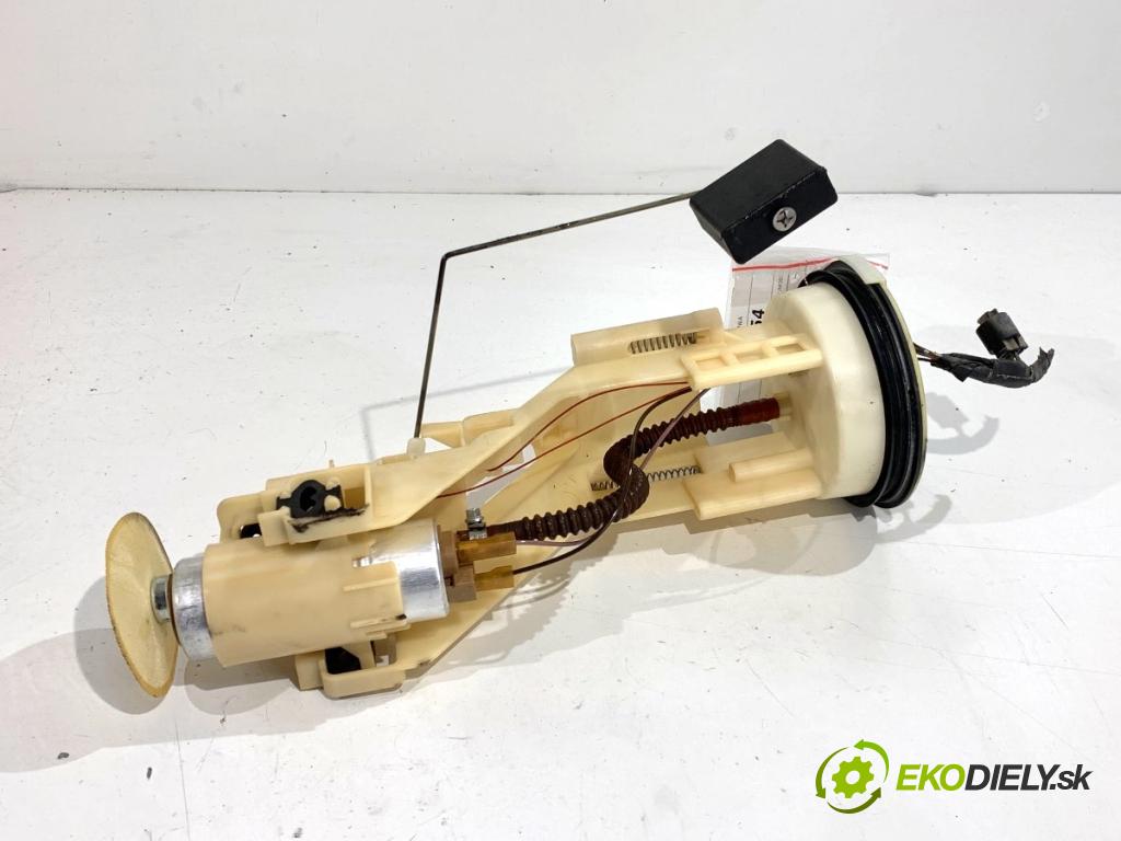 BMW E53 SUV 2001 170 kW 3.0 i 2979 Pumpa paliva 6755259