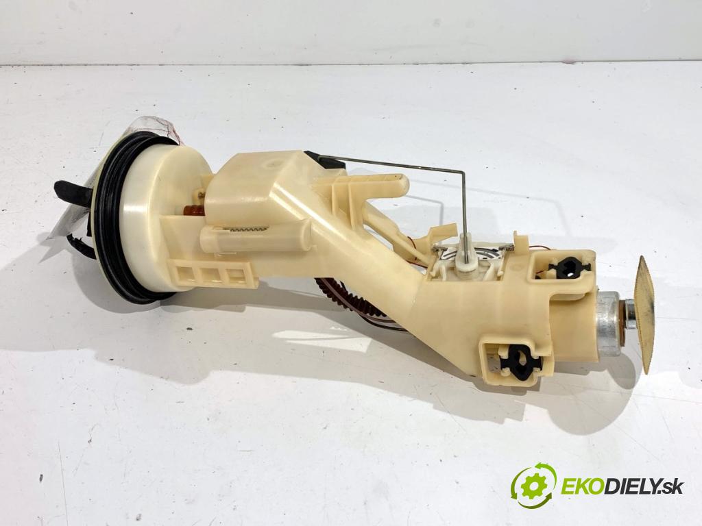 BMW E53 SUV 2001 170 kW 3.0 i 2979 Pumpa paliva 6755259