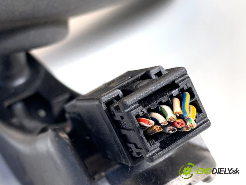 BMW E53 SUV 2001 170 kW 3.0 i 2979 zpětné zrcátko vnitřní  (Vnitřní zpětné zrcátko)