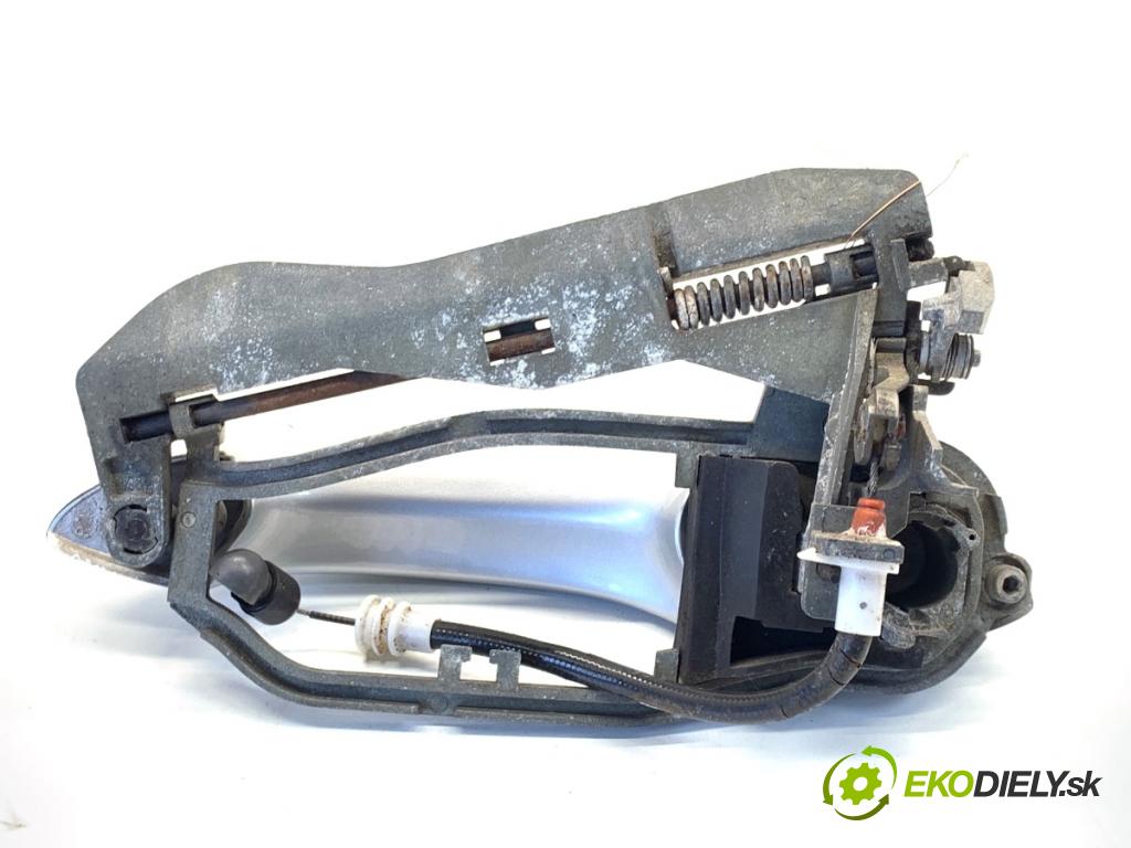 BMW E53 SUV 2001 170 kW 3.0 i 2979 Kľučka vonkajšia pravy zad