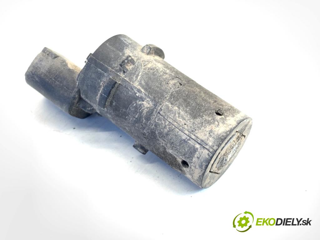 BMW E53 SUV 2001 170 kW 3.0 i 2979 Snímač PDC 6902182