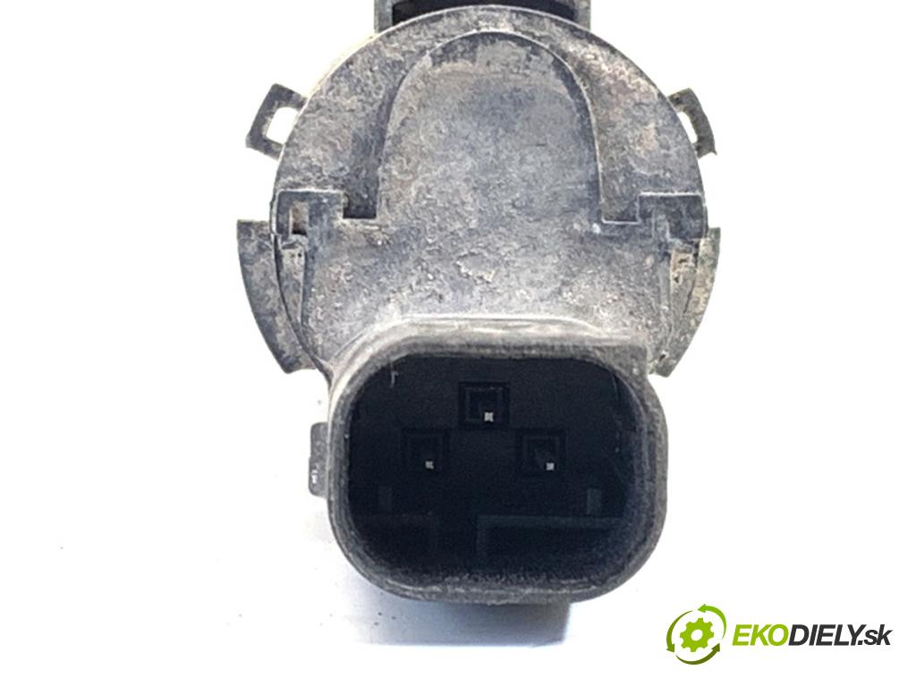 BMW E53 SUV 2001 170 kW 3.0 i 2979 Snímač PDC 6902182