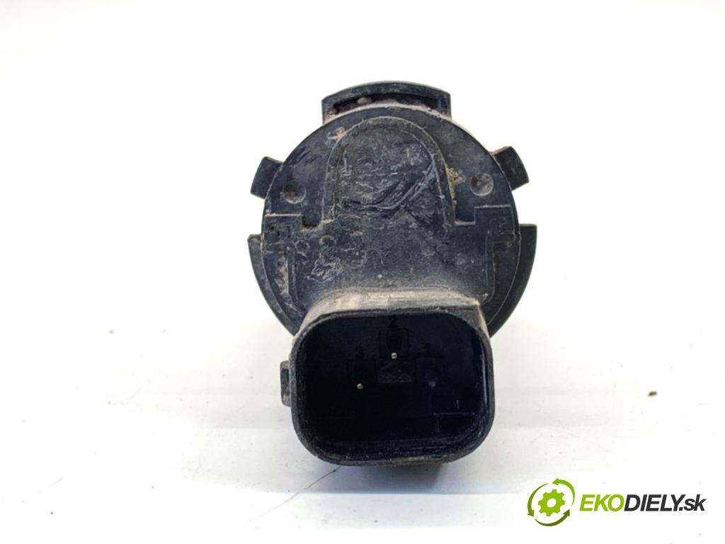 BMW E53 SUV 2001 170 kW 3.0 i 2979 Snímač PDC