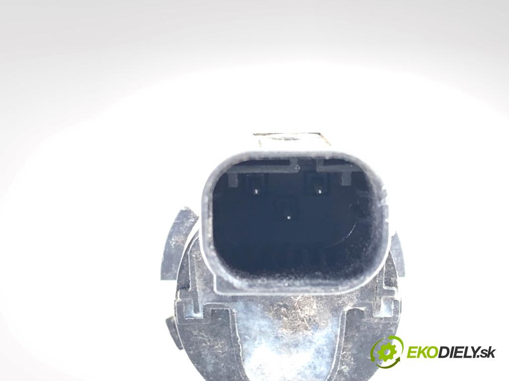 BMW E53 SUV 2001 170 kW 3.0 i 2979 Snímač PDC 6902182