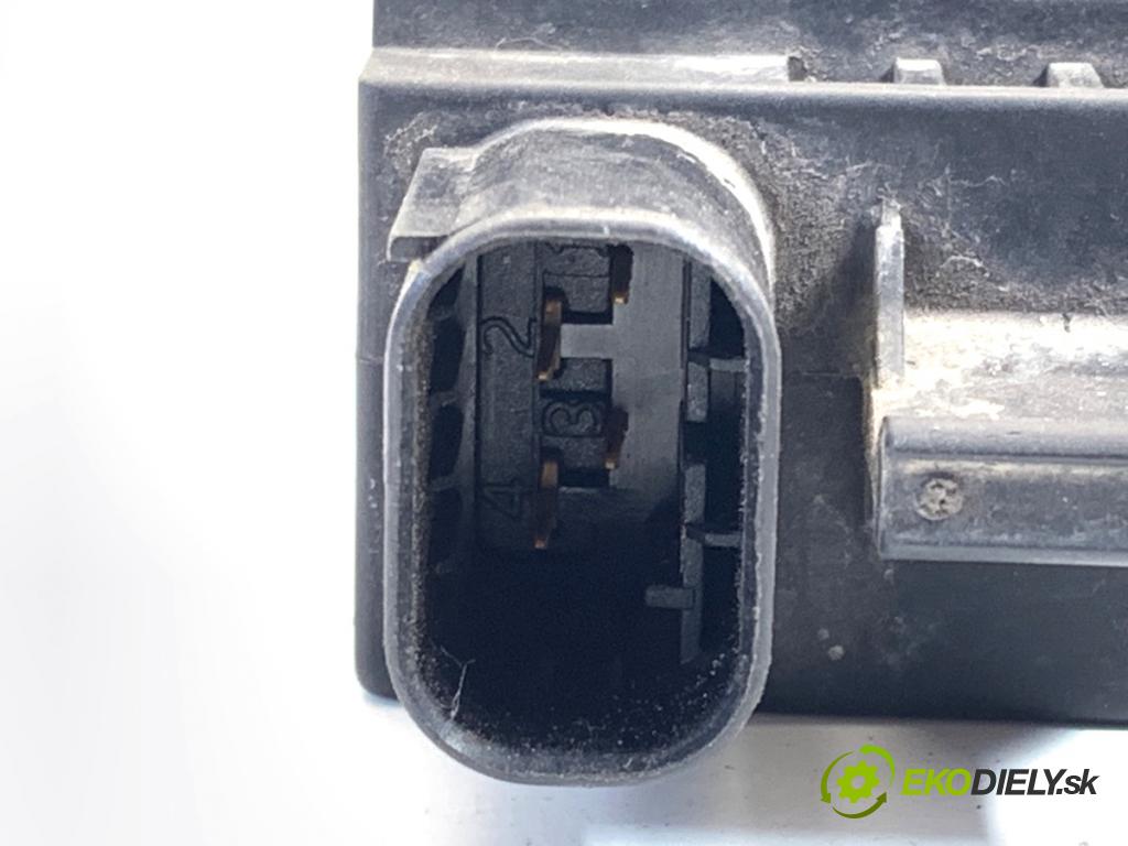 BMW E53 SUV 2001 170 kW 3.0 i 2979 snímač KVALITNÍ: vzduchu 8391470