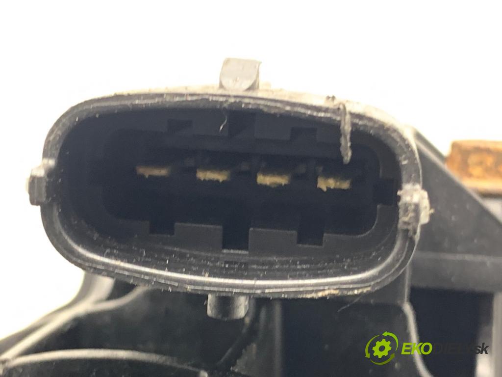 FORD FOCUS III Kombi 2016 92 kW 1.0 EcoBoost 998 Potrubie sacie, sanie 1060231S01 (Sacie potrubie)