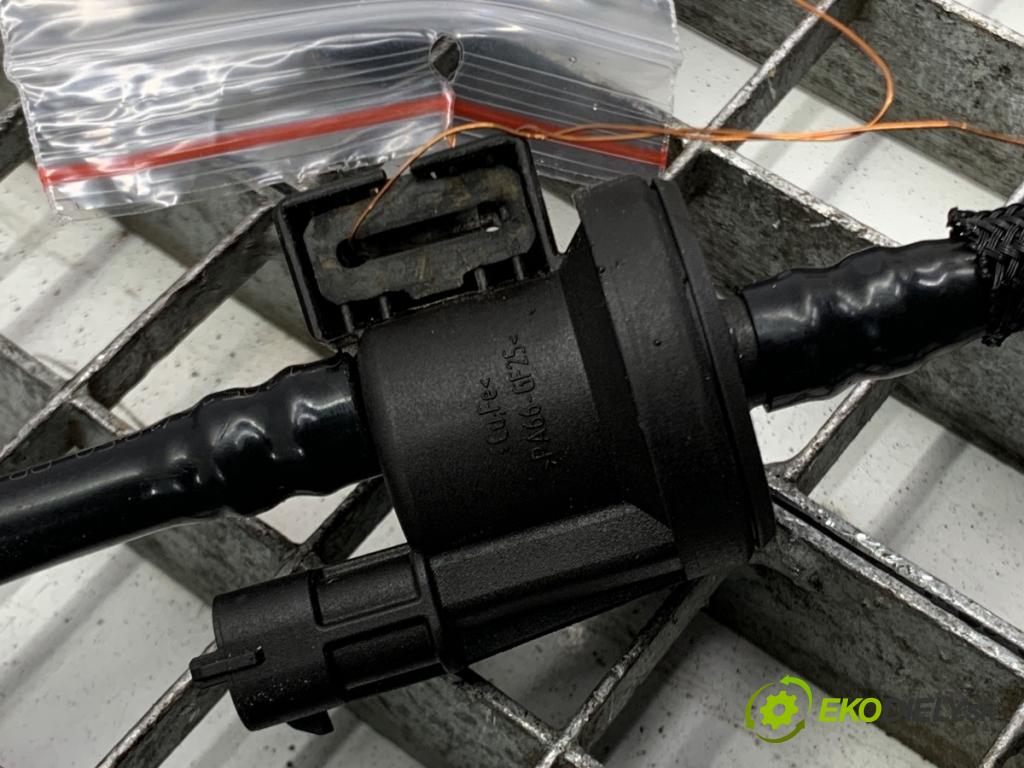 FORD FOCUS III Kombi 2016 92 kW 1.0 EcoBoost 998 rúrka paliva SENZOR: 0280142517