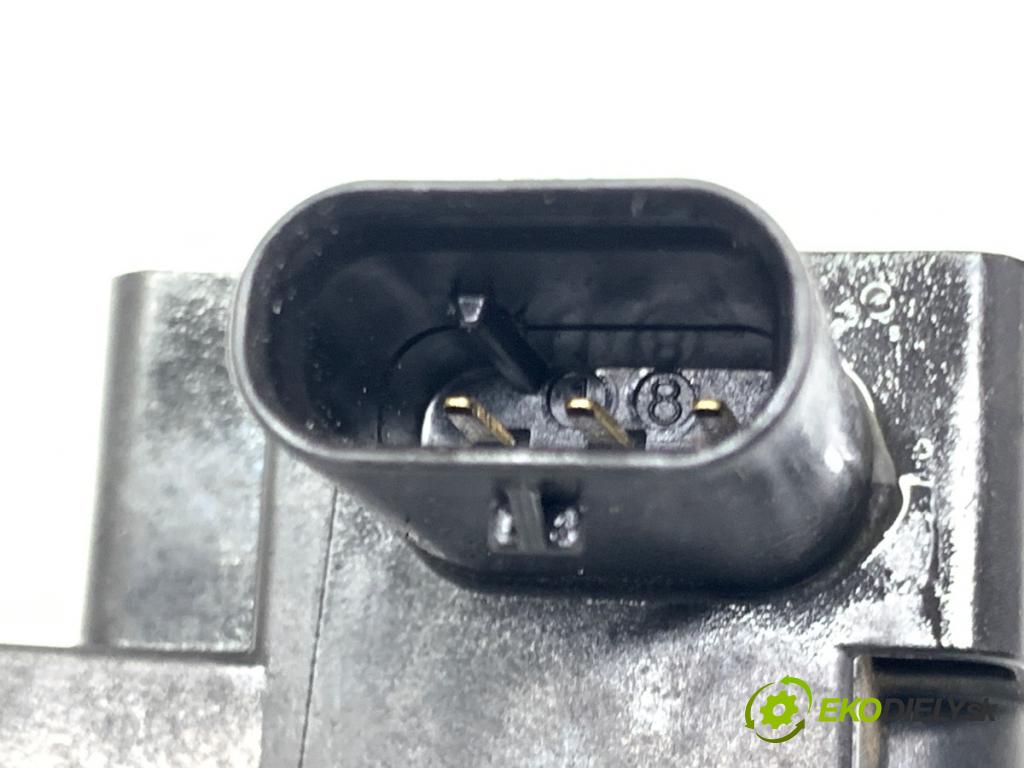 FORD FOCUS III Kombi 2016 92 kW 1.0 EcoBoost 998 Cievka zapaľovacia CM5G-12A366-CB (Zapaľovacia cievka)