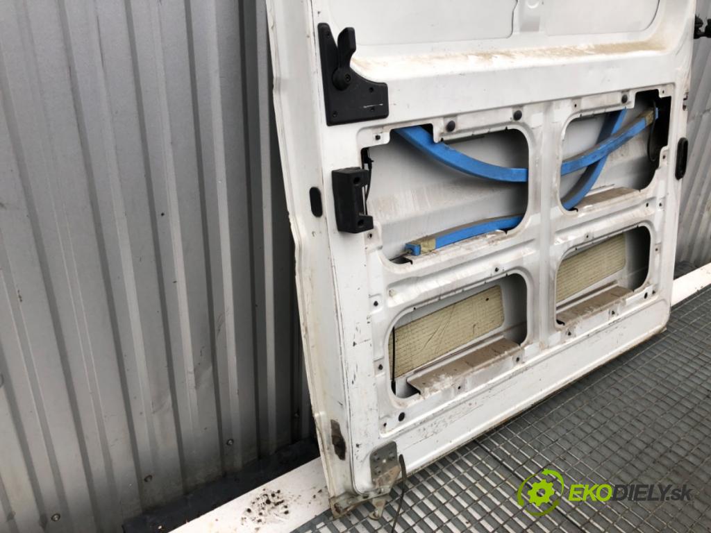 FIAT DUCATO III Autobus 2009 115 kW 160 Multijet 3,0 D 2999 dveře pravý zadní část posuvní