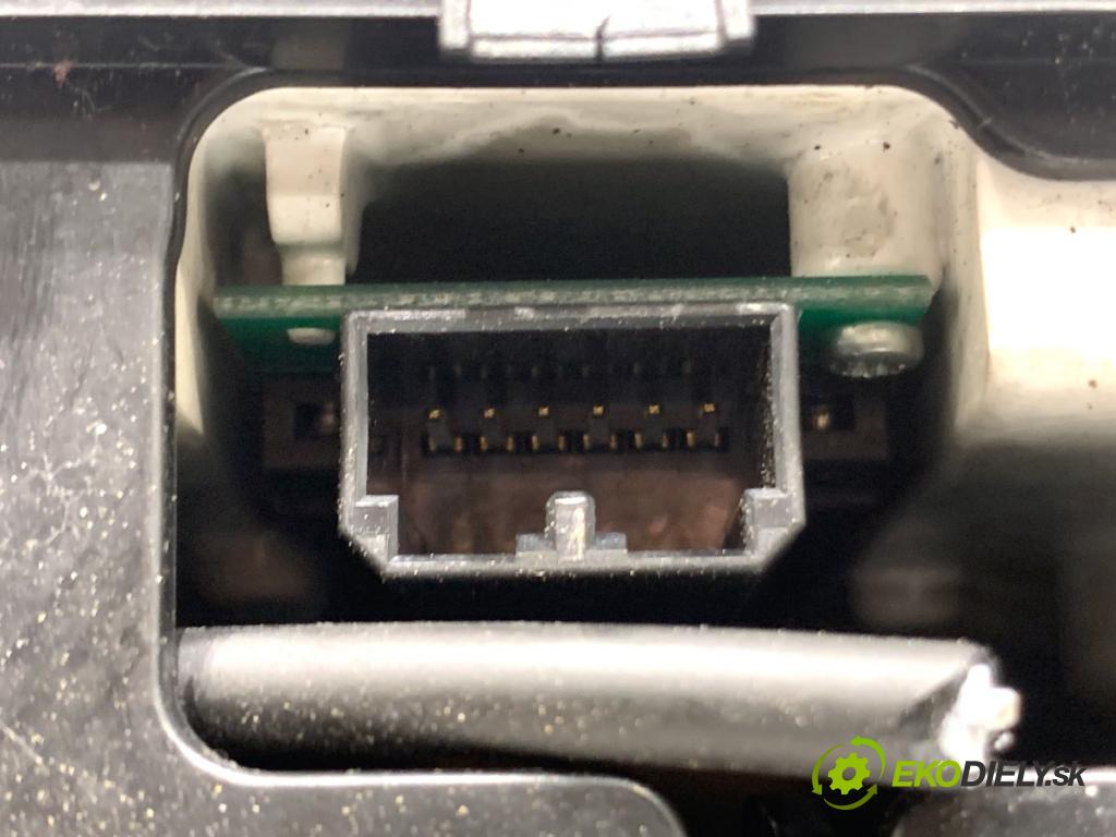 FIAT DUCATO III Autobus 2009 115 kW 160 Multijet 3,0 D 2999 Panel ovládania kúrenia  (Prepínacie páčky pod volantom)