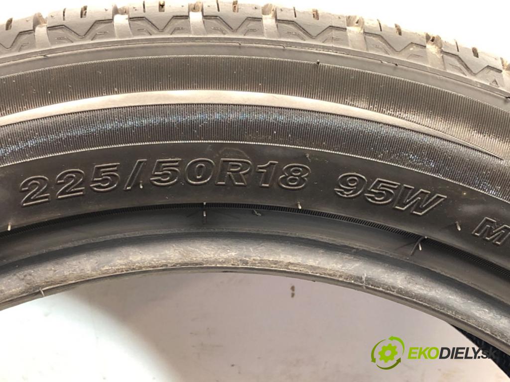 --- ---      PNEUMATIKY: PARA: VÍCENÁ SEZÓNA: 225/50 18" GOODRIDE