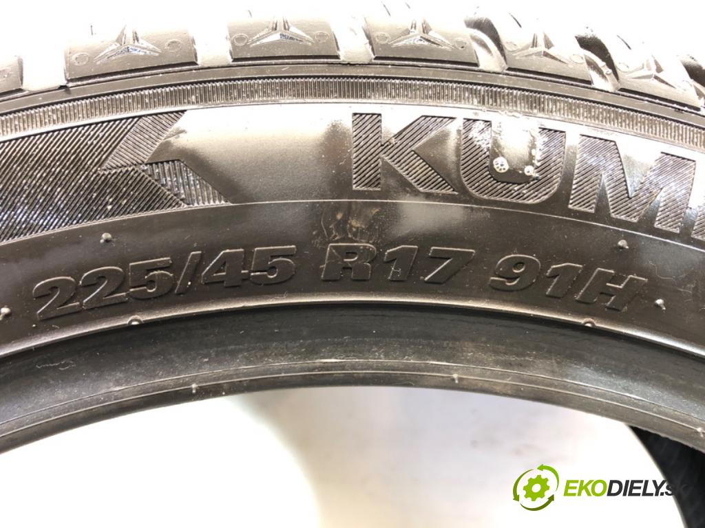 --- ---      PNEUMATIKA: zima 2X 225/45 17" KUMHO