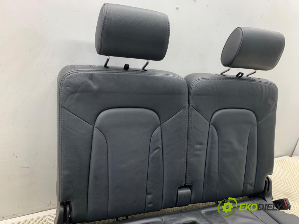 AUDI Q7 4L SUV 2007 171 kW 3.0 TDI quattro 2967 Sedadlo tretí rad