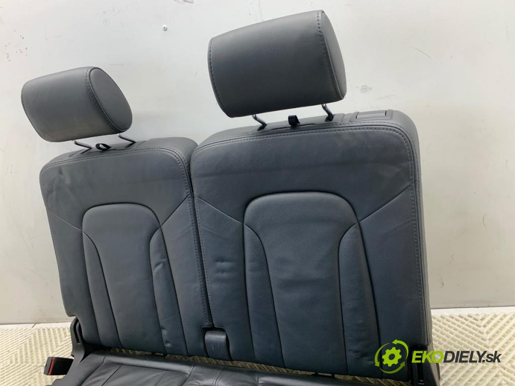 AUDI Q7 4L SUV 2007 171 kW 3.0 TDI quattro 2967 Sedadlo tretí rad